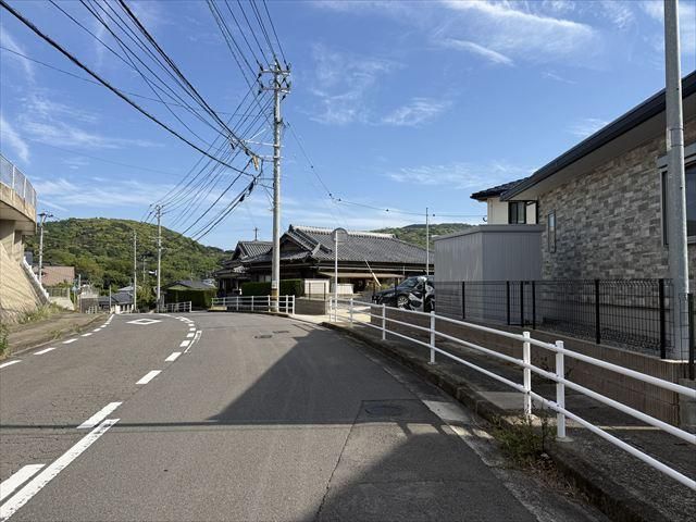 New 3LDK House for Sale in Nagasaki with Ocean View - Thumbnail 4