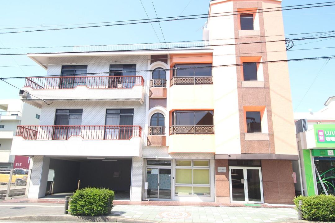 Multi-Unit Building for Sale in Nagayo, Nagasaki - Thumbnail 2