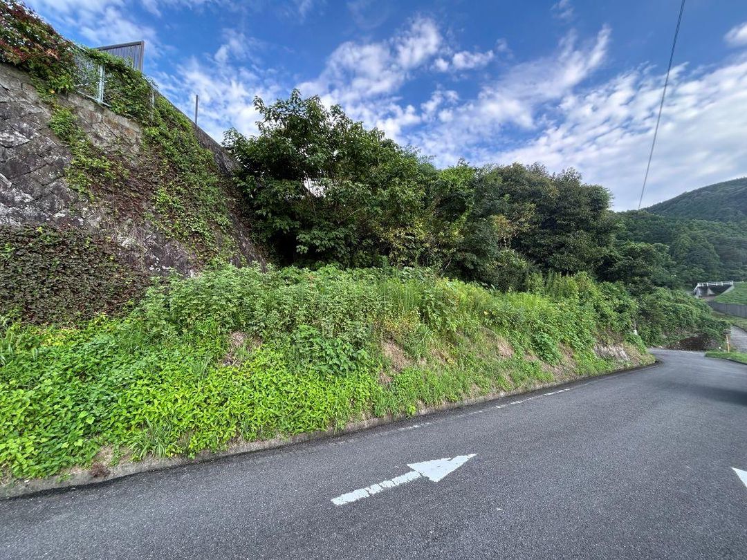 282 sqm Land Plot in Isahaya, Nagasaki - 2 Million Yen - Thumbnail 3