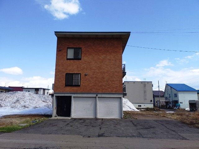 Kutchan Townhouse for Sale in Hokkaido with 328 sqm Land - Thumbnail 2