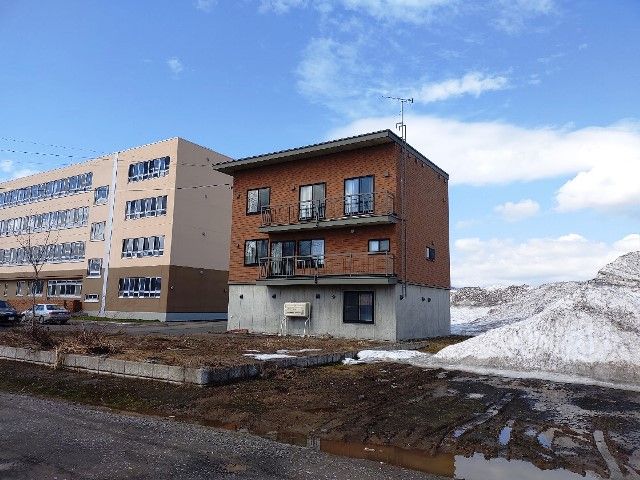 Kutchan Townhouse for Sale in Hokkaido with 328 sqm Land - Thumbnail 4