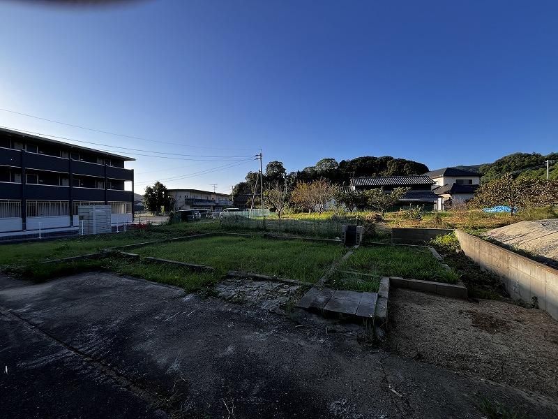 Spacious 5SDK House on Large Plot in Nagasaki - Thumbnail 4