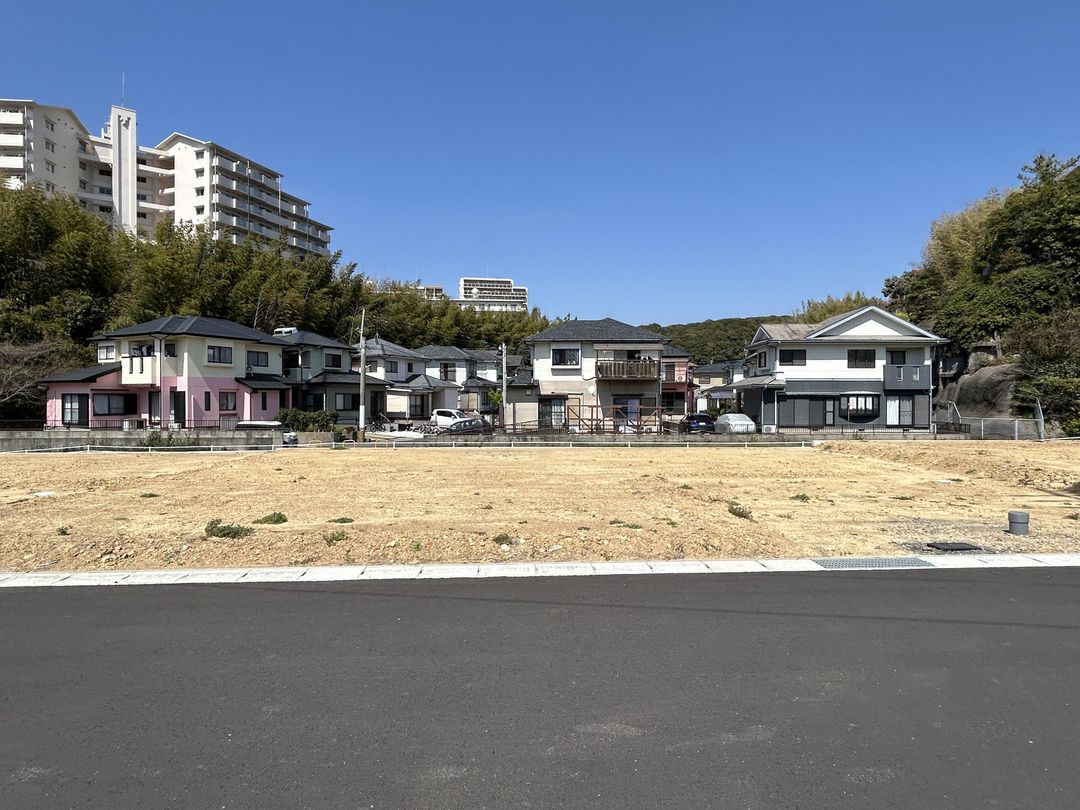 Land for Sale in Sasebo, Nagasaki - 174.07 sqm Plot - Thumbnail 3