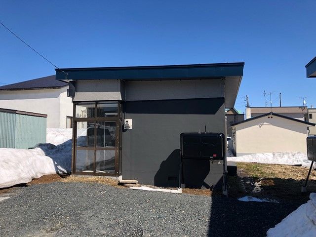 Renovated 2LDK Townhouse for Sale in Kutchan, Hokkaido - Thumbnail 2