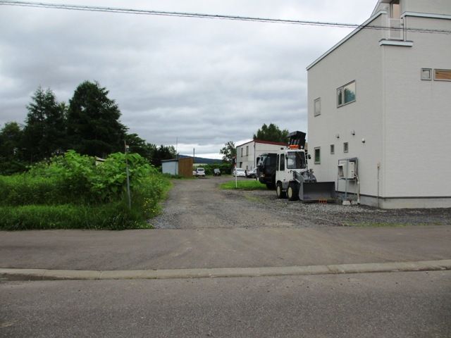 Land with Existing Rental House in Kutchan, Hokkaido - Thumbnail 2