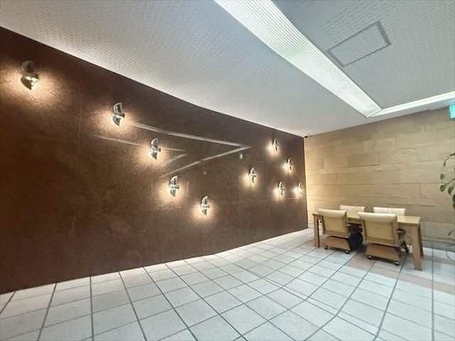 3LDK Apartment in Nagasaki's Showa District | 63m² - Thumbnail 2