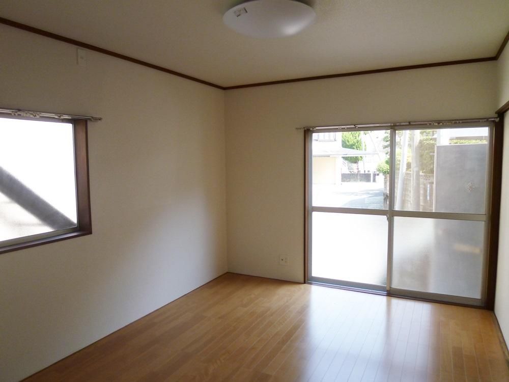 4-Unit Apartment Building for Sale in Nagasaki's Inasamachi - Thumbnail 4