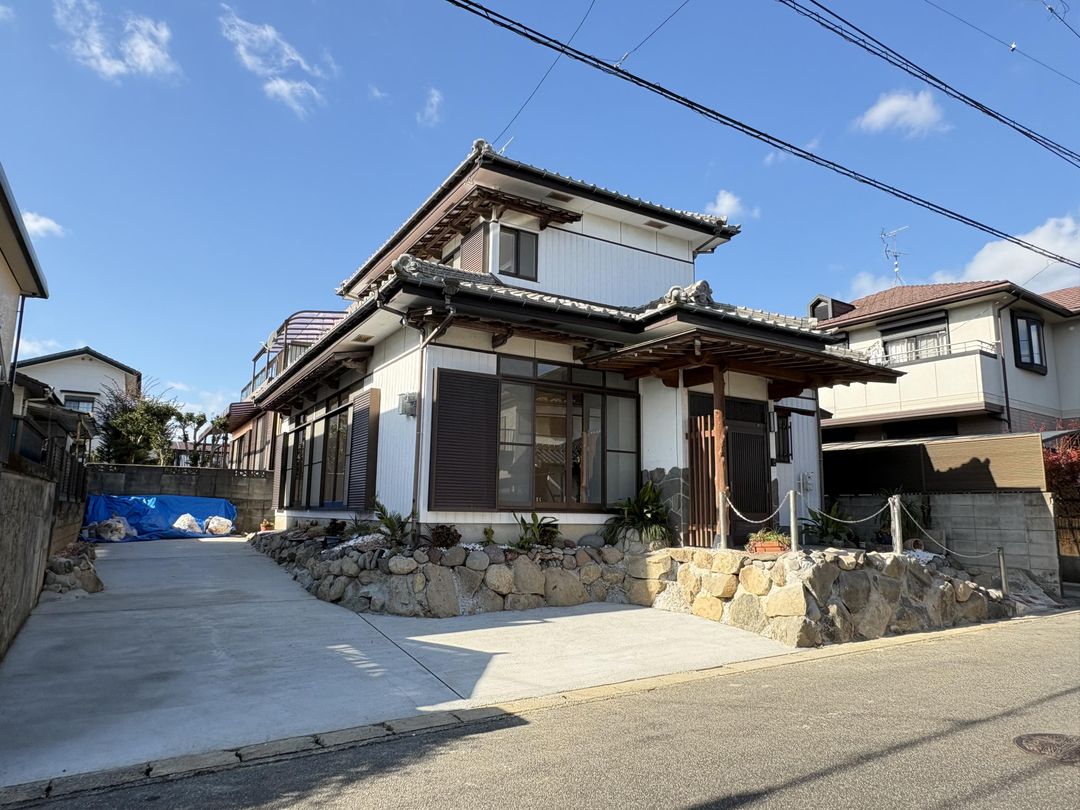 5LDK Detached House for Sale in Isahaya, Nagasaki – 116m² - Thumbnail 2