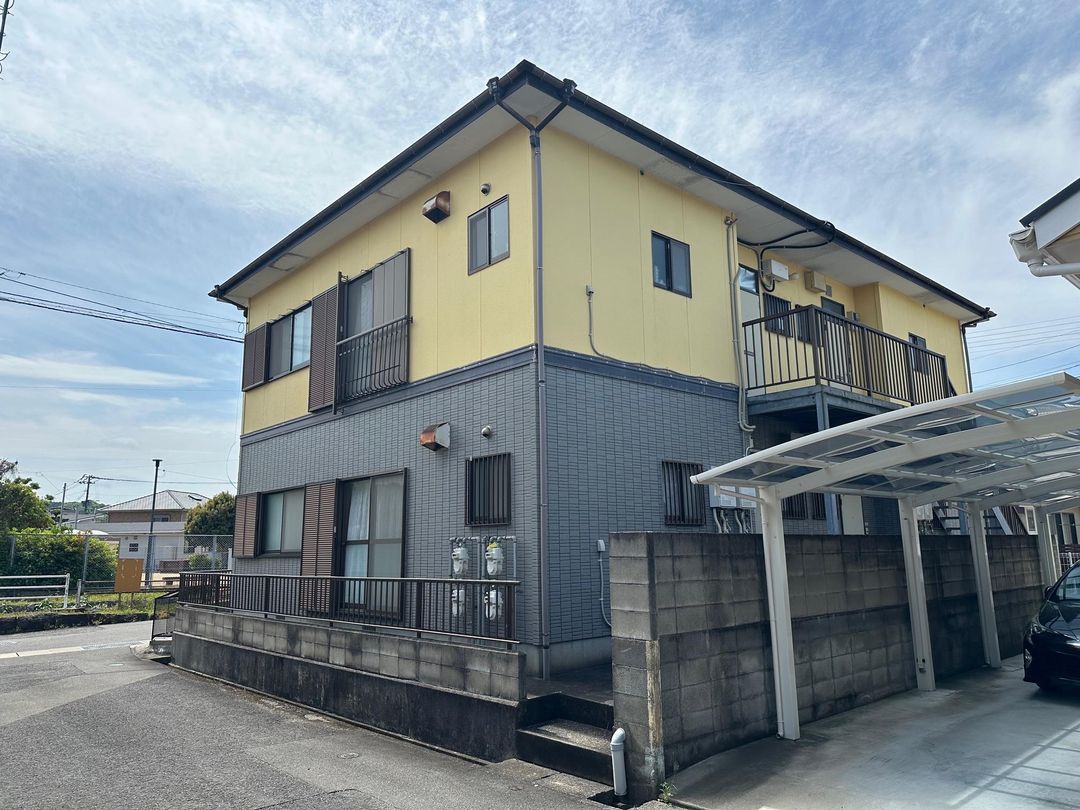Apartment Building for Sale in Omura, Nagasaki - 196.64 sqm - Image 1
