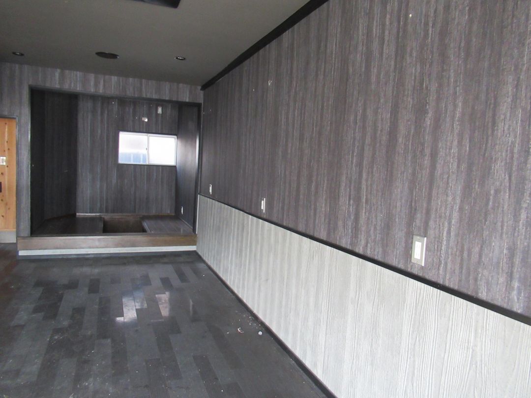 Land for Sale in Sasebo, Nagasaki with Shop and Rental House - Thumbnail 4