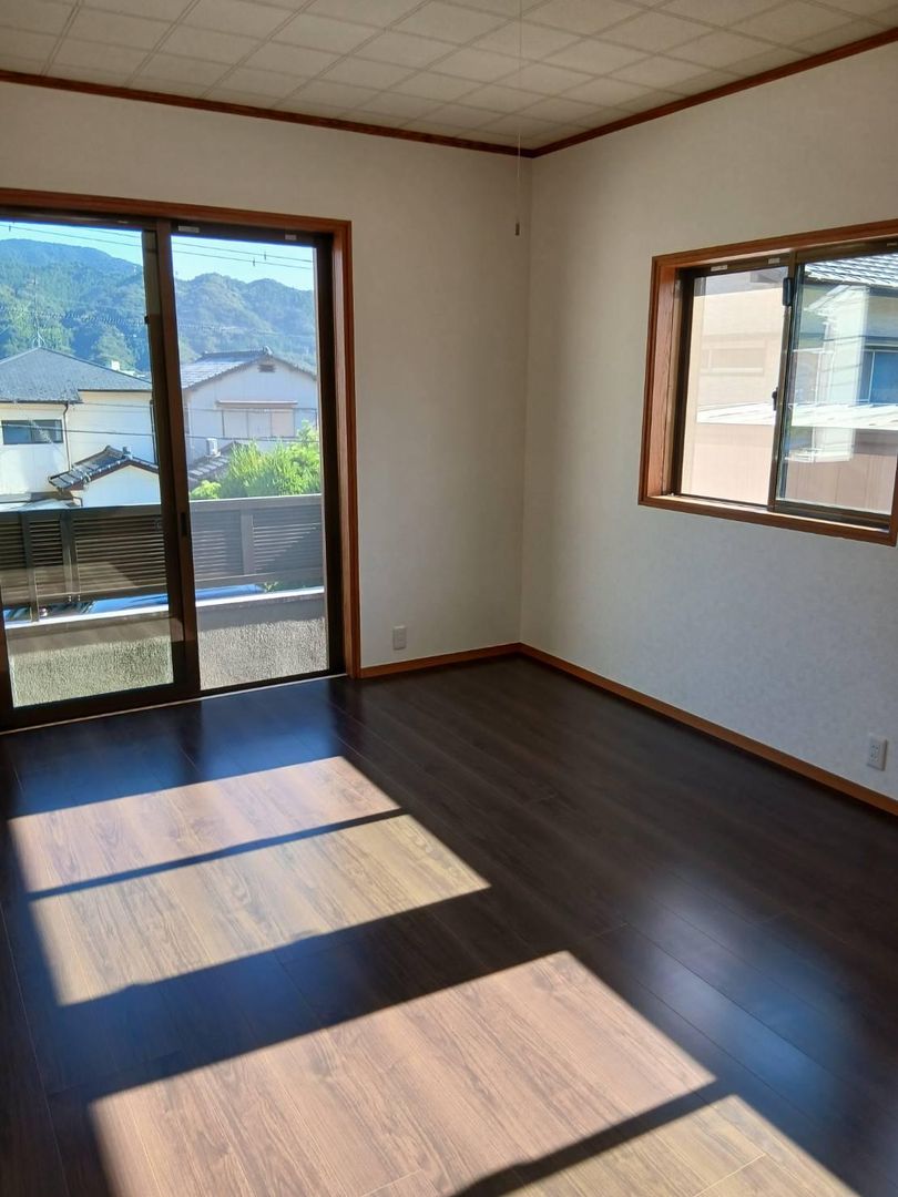 Renovated 2LDK House in Tsutsujigaoka, Nagasaki - 2480万 Yen - Thumbnail 4