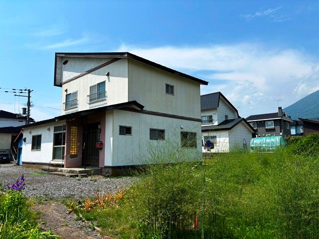 Makari Townhouse for Sale in Niseko Area, Hokkaido - Thumbnail 3