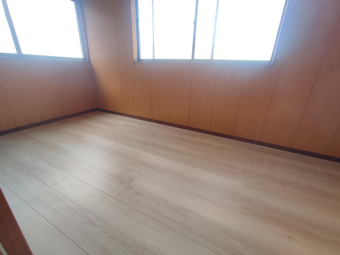 Retro-Modern House in Nagasaki with Recent Renovations - Thumbnail 4
