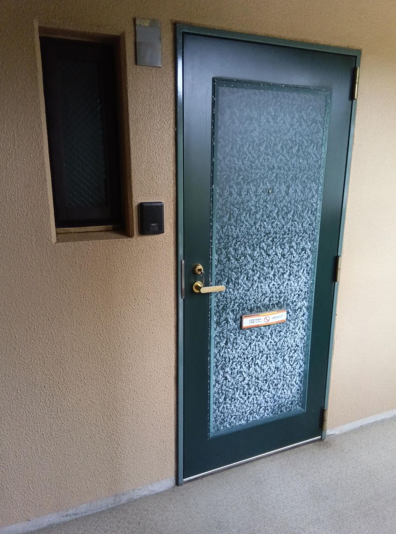 3LDK Apartment for Sale in Nagasaki City, Nagasaki - Image 1