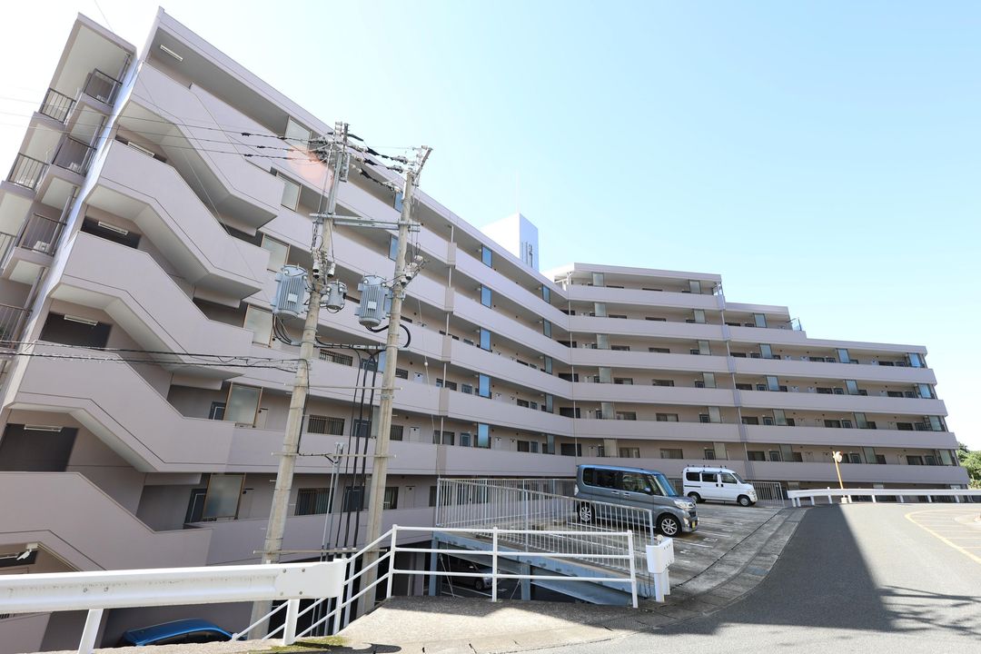 2LDK Apartment in Sasebo with Parking Near Pearl Sea Resort - Thumbnail 2