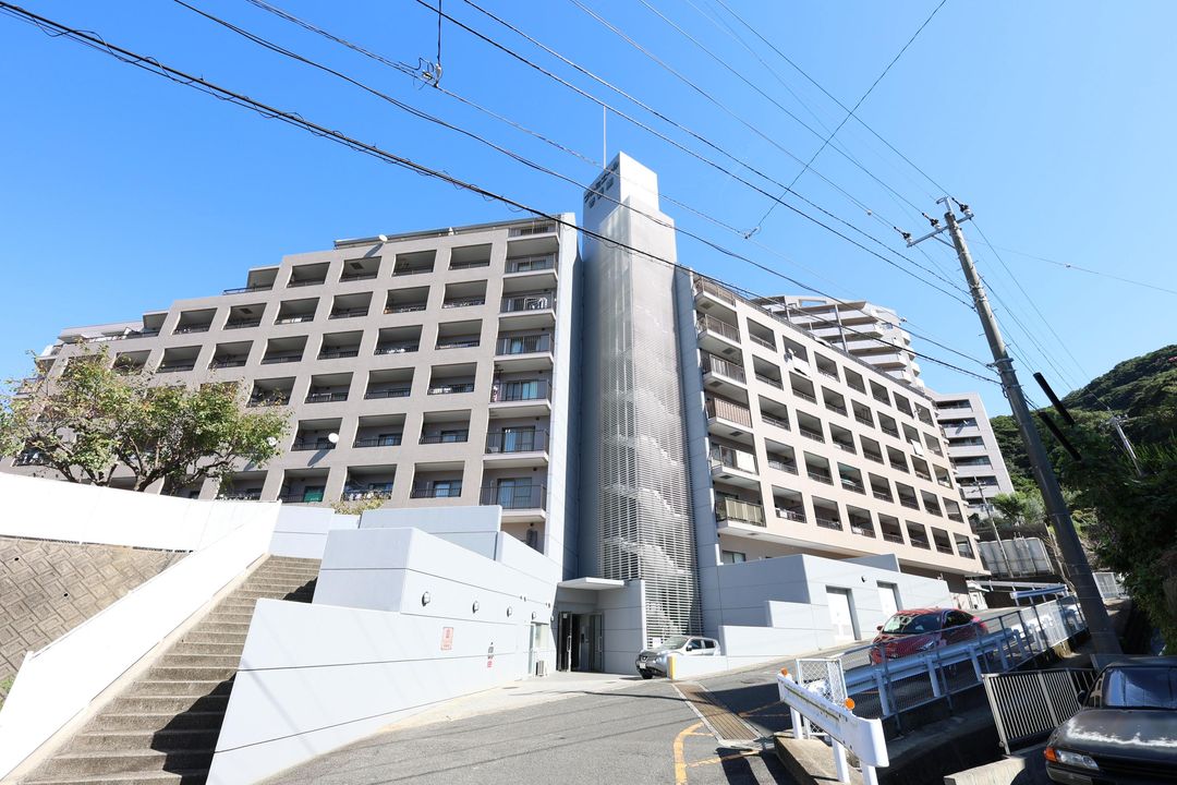 2LDK Apartment in Sasebo with Parking Near Pearl Sea Resort - Thumbnail 3