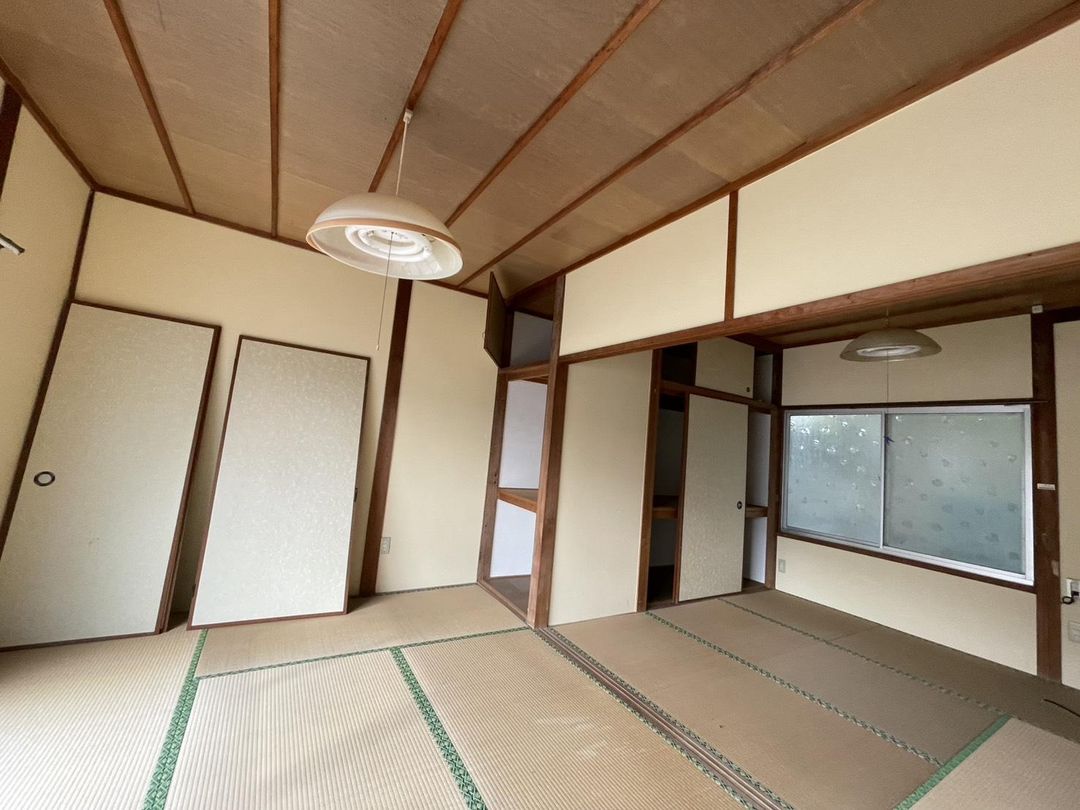Two-Storey Wooden Apartment Building for Sale in Sasebo, Nagasaki - Thumbnail 3