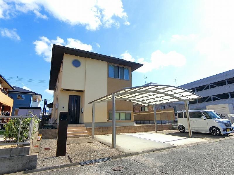 6LDK House with Garden & Solar Power in Omura, Nagasaki - Thumbnail 3