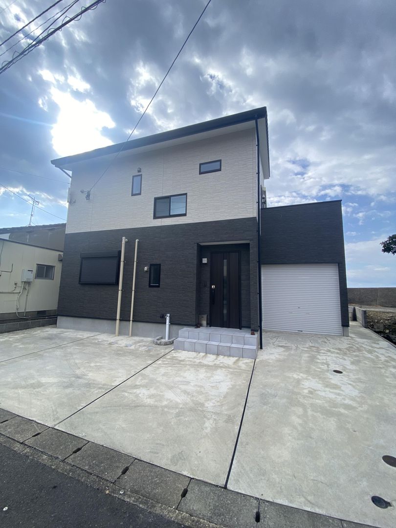Modern 4LDK House with Sea Views in Omura, Nagasaki - Thumbnail 2