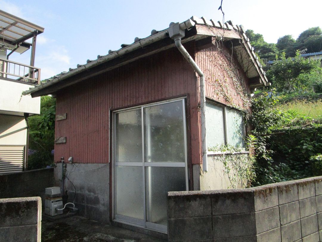 Asunaro-so Apartment Building for Sale in Nagasaki City - Thumbnail 2
