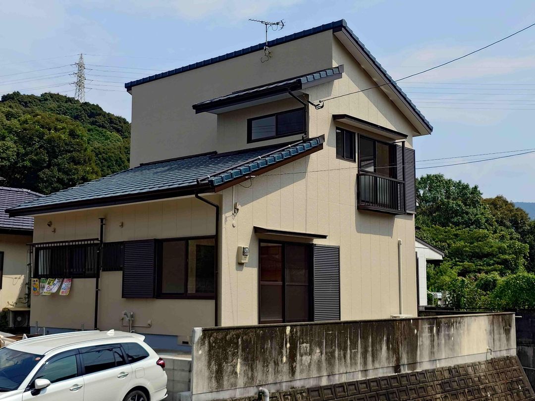 Renovated 3LDK House in Nagasaki's Koga District - Thumbnail 2