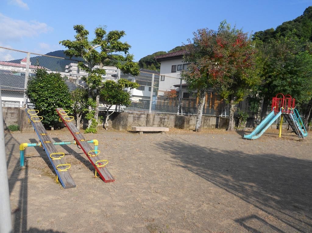 6LDK House for Sale in Nagasaki Nishiyama-dai - Thumbnail 4
