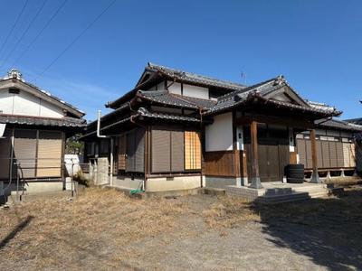 Traditional 7LDK House in Shimabara, Large Plot with Garden — Image 1, Shimabara, Nagasaki