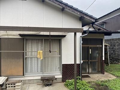 1978 4DK House with Large Garden for Sale in Sasebo, Nagasaki - Thumbnail 2
