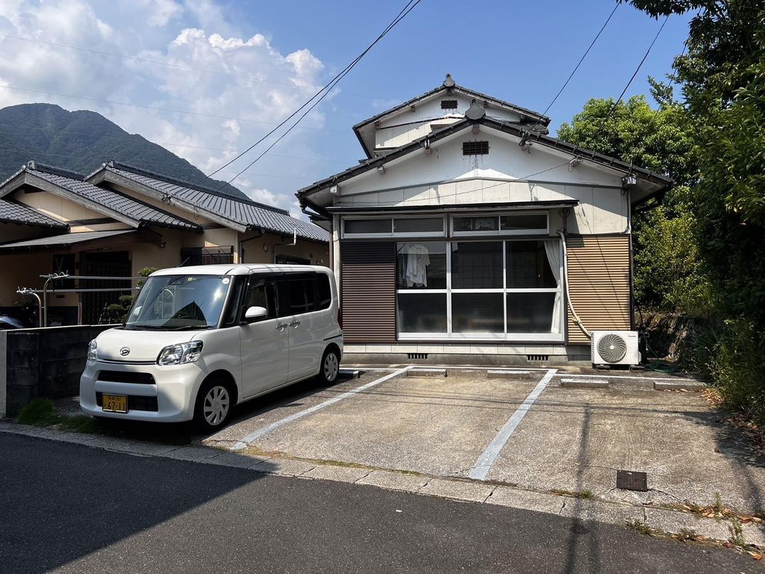 1969 3K House on 166m² Land in Shimabara, Nagasaki - Thumbnail 2