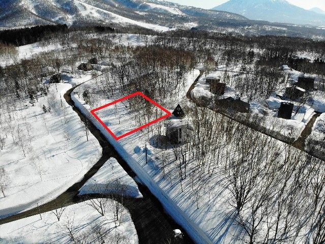 Land for Sale in Rankoshi, Hokkaido - 1000 sqm Plot in DOCTORS VILLAGE - Thumbnail 2