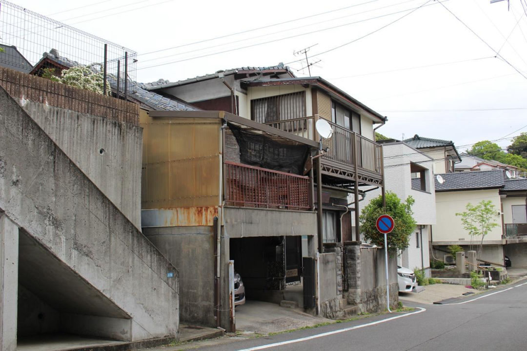 Spacious 5DK House in Nagasaki's Showa District - Thumbnail 4