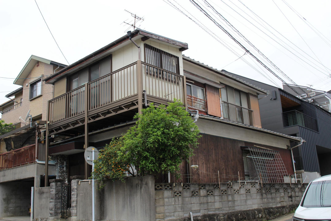 Spacious 5DK House in Nagasaki's Showa District - Thumbnail 2