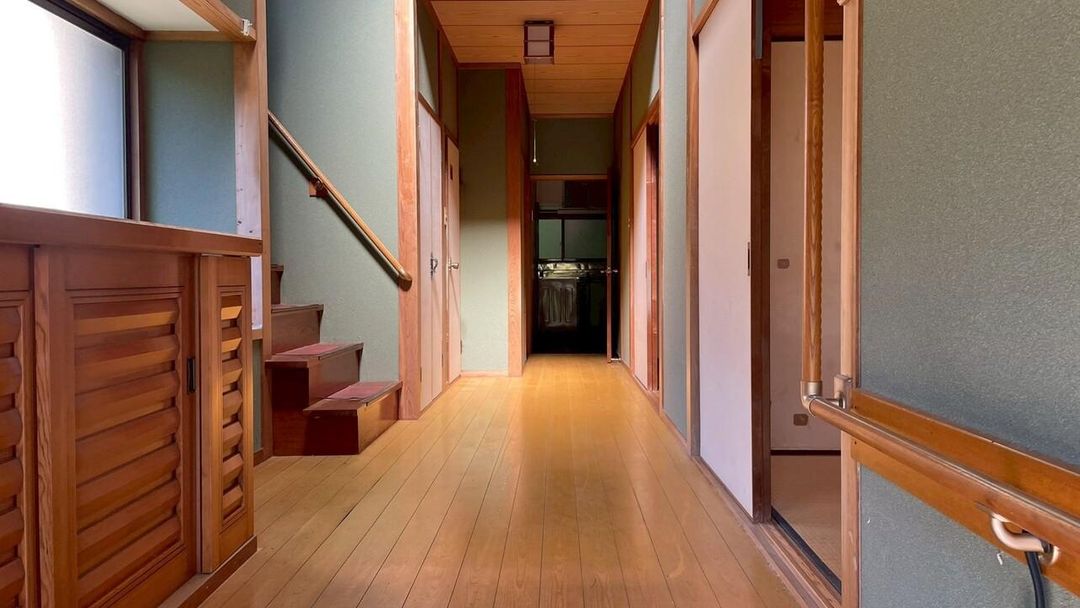 5DK House for Sale in Shimabara, Nagasaki - 135.36㎡ on 255.39㎡ Land - Thumbnail 3