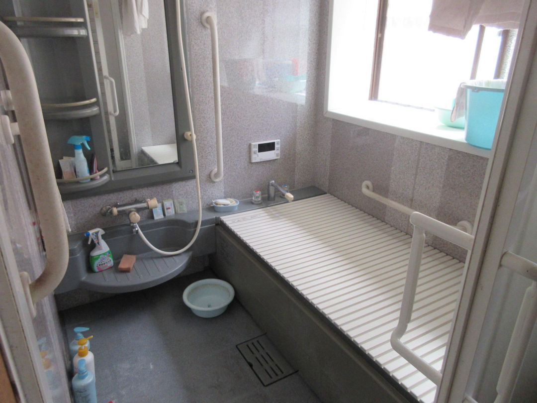 Spacious 6DK House in Sasebo's Yokoo District - Thumbnail 2