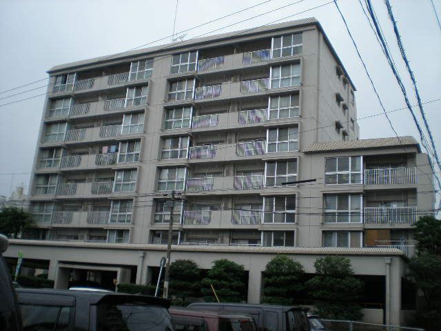 3LDK Apartment for Sale in Isahaya, Nagasaki - Thumbnail 2