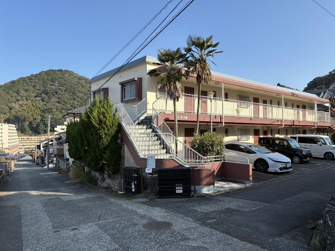 Co-op Omiya Apartment Building for Sale in Nagasaki - Thumbnail 2