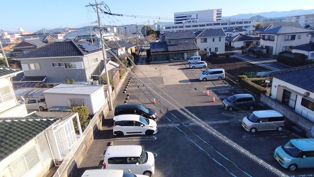 Bulk Sale: 3 RC & Steel Apartment Buildings (19 Units) in Omura - Thumbnail 4