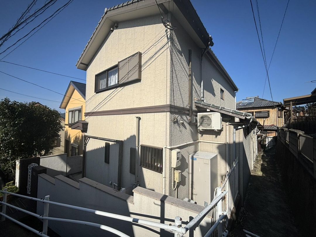 Traditional 5DK House in Quiet Nagasaki Neighborhood - Thumbnail 2