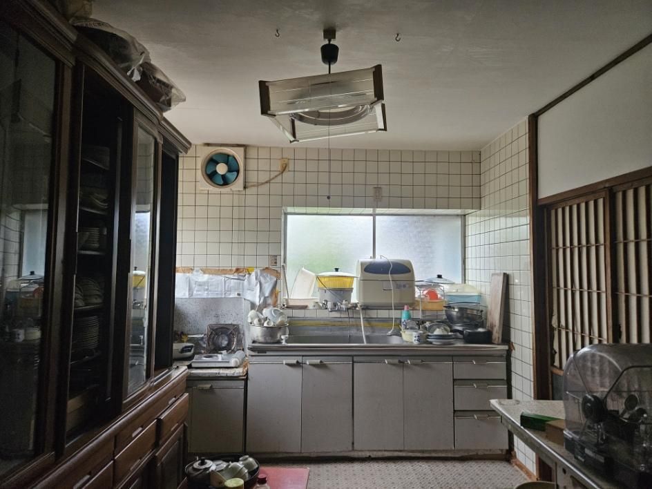Large Traditional House with Garden for Sale in Shimabara, Nagasaki - Thumbnail 4