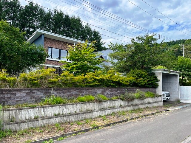3LDK House with Lake Toya Views in Hokkaido for Sale - Image 1