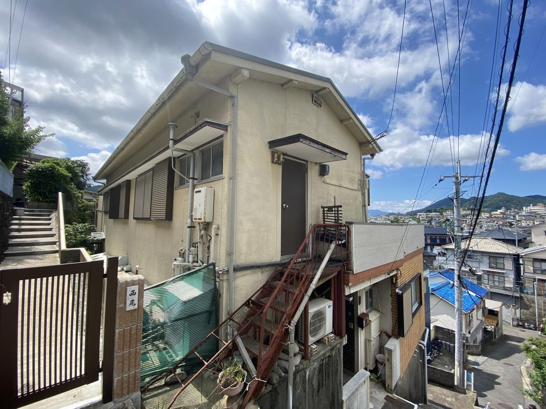 Unregistered Wooden House on 130sqm Land in Nagasaki's Shimizu-cho - Thumbnail 2