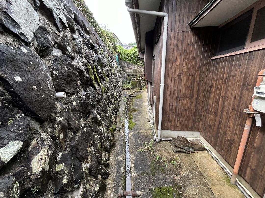 Land with Old House for Sale in Sasebo, Nagasaki - Thumbnail 4