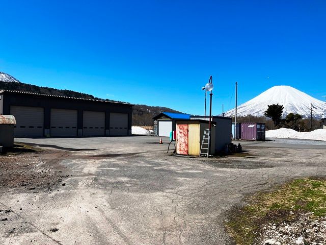 Large Land with House and Garages for Sale in Kembuchi, Hokkaido - Thumbnail 4