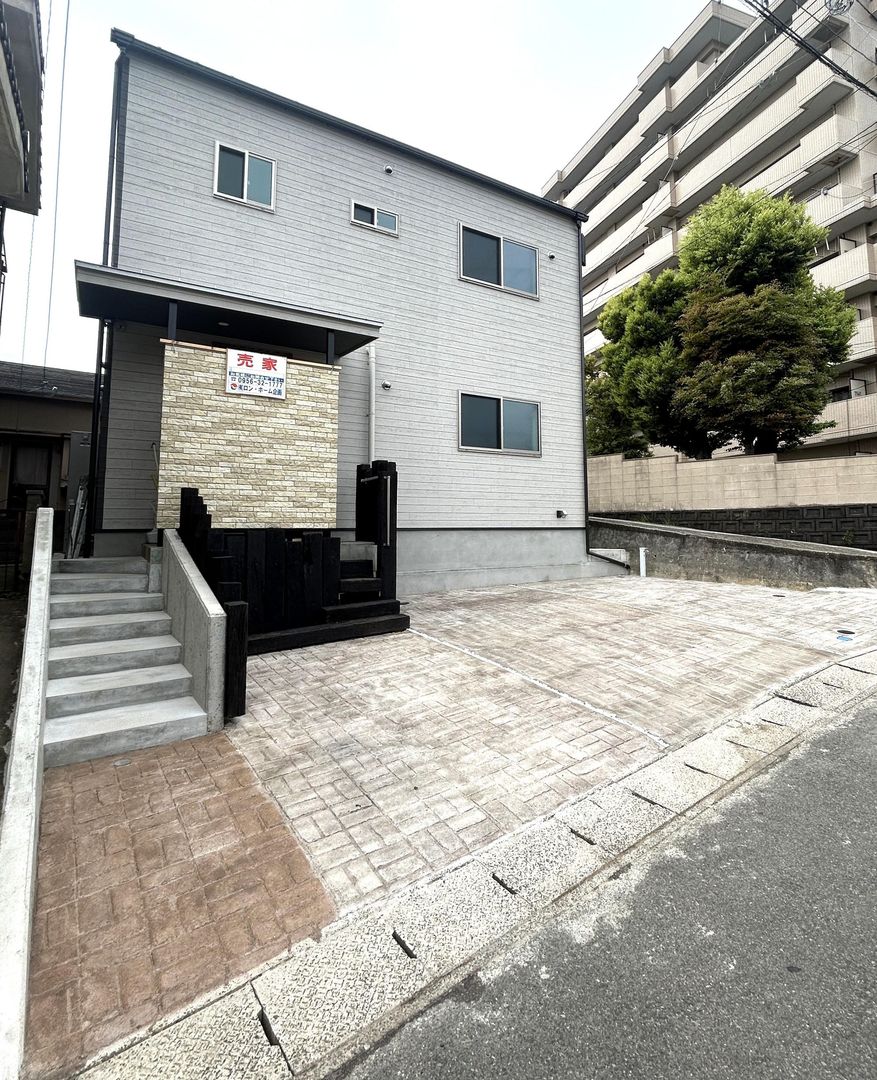 Newly Built 3LDK House for Sale in Sasebo, Nagasaki - Thumbnail 2