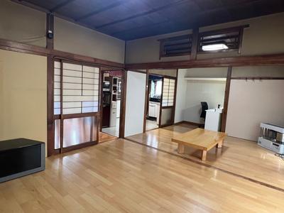 1958 4DK House in Odate with 217.9 sqm Land — Image 2, Odate, Akita