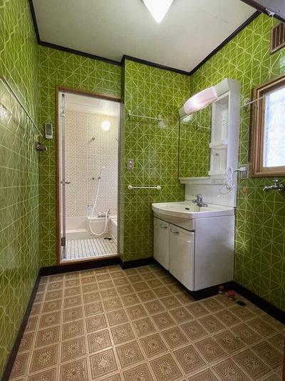 Renovated 4LDK House in Odate City with Snow Melting Parking — Image 4, Odate, Akita