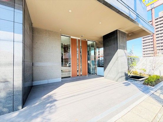 3LDK Apartment for Sale in Marugame, Kagawa - 90.07 sqm - Thumbnail 2