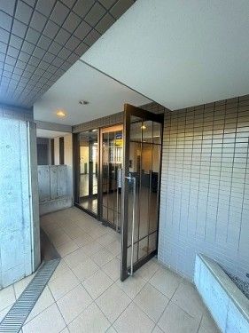 2LDK Apartment for Sale in Matsudo City, Chiba - Thumbnail 2