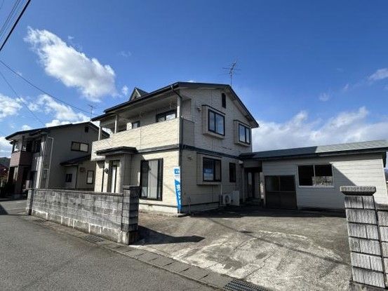 Renovated 4LDK Detached House for Sale in Kitakata, Fukushima - Thumbnail 2