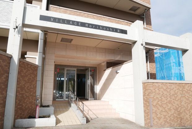 3LDK Apartment for Sale in Minami-ku, Hiroshima City - Thumbnail 2